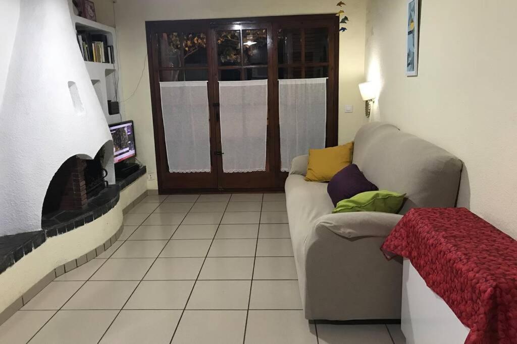 Casita Blanca Con Fibra Optica Y Piscina Cominutaria Villa Tossa de Mar Ngoại thất bức ảnh