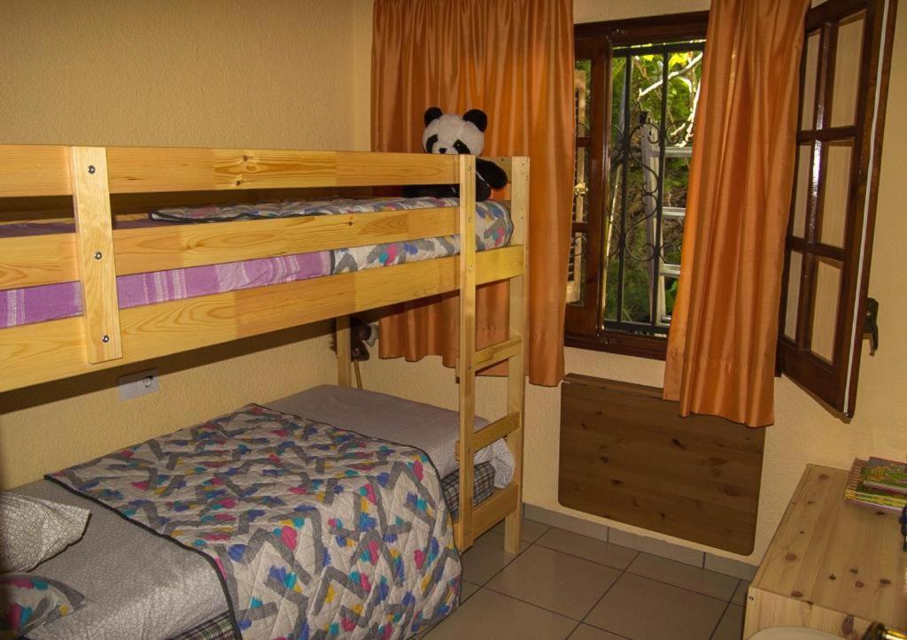 Casita Blanca Con Fibra Optica Y Piscina Cominutaria Villa Tossa de Mar Ngoại thất bức ảnh