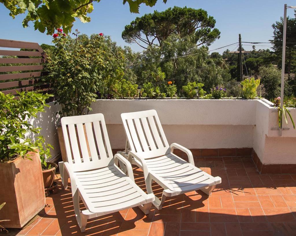 Casita Blanca Con Fibra Optica Y Piscina Cominutaria Villa Tossa de Mar Ngoại thất bức ảnh